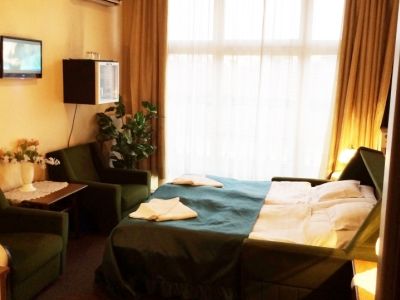 Uno 3* Кечкемет